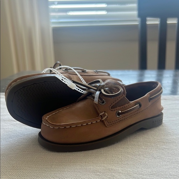 Sperry Kids Brand new size 10 - Picture 3 of 4